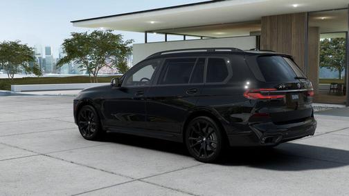 Black Sapphire Metallic 2027 BMW X7 xDrive40i