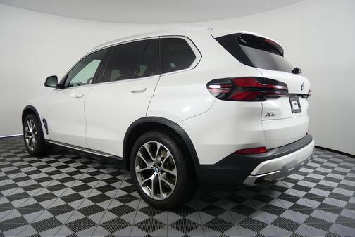 2025 BMW X5 sDrive40i
