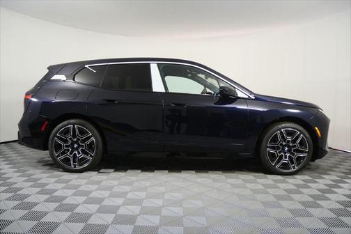 2026 BMW iX xDrive45