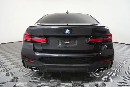 Black Sapphire Metallic 2023 BMW 540 i