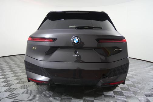 2026 BMW iX xDrive45