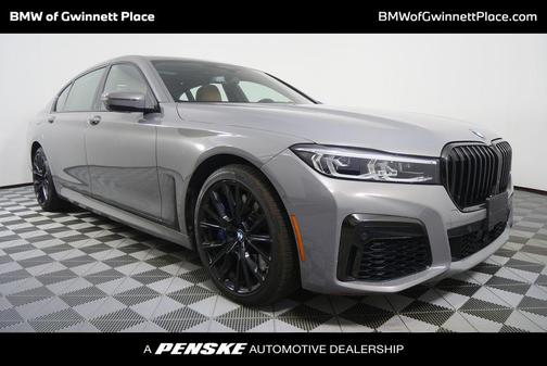 Bernina Grey Amber Effect Metallic 2022 BMW 750 i xDrive
