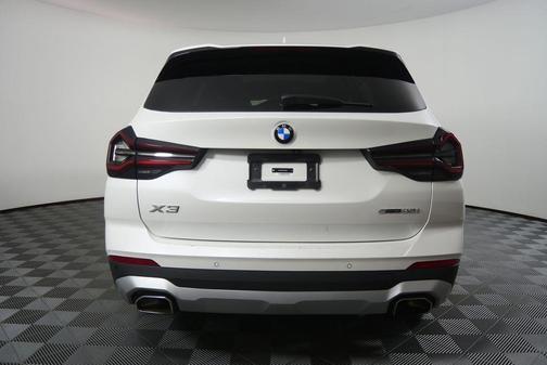 Mineral White Metallic 2024 BMW X3 sDrive30i