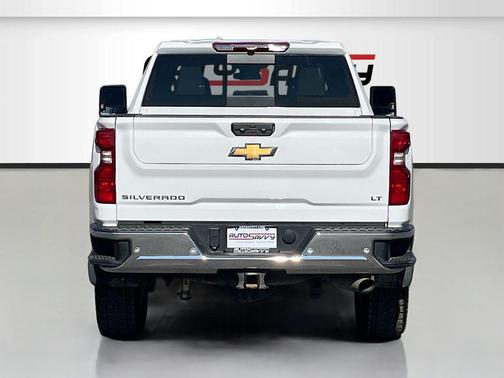 Summit White 2024 Chevrolet Silverado 2500 LT