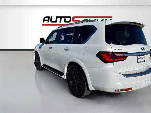 2022 INFINITI QX80 SENSORY