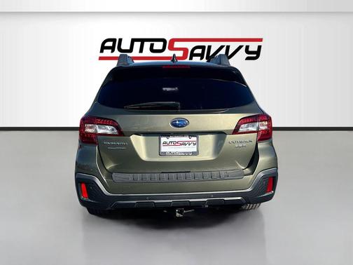 Wilderness Green Metallic 2019 Subaru Outback 3.6R Limited