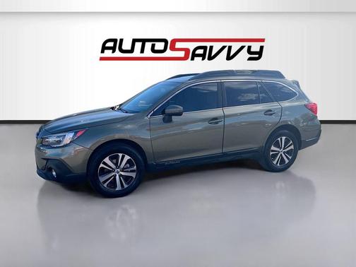 Wilderness Green Metallic 2019 Subaru Outback 3.6R Limited