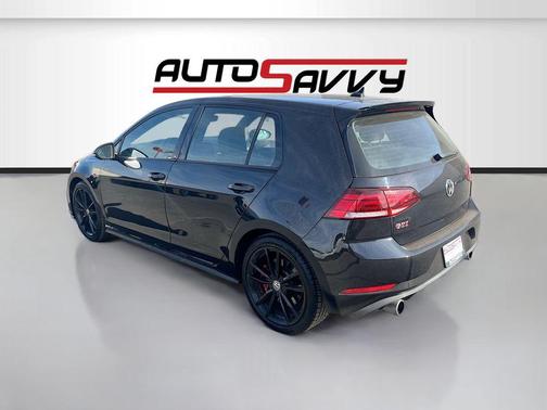 2021 Volkswagen Golf GTI 2.0T SE DSG
