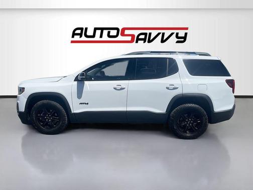 Summit White 2023 GMC Acadia AWD AT4
