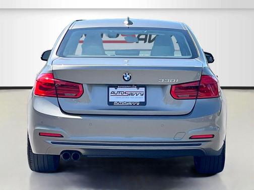 Platinum Silver Metallic 2018 BMW 330 330i