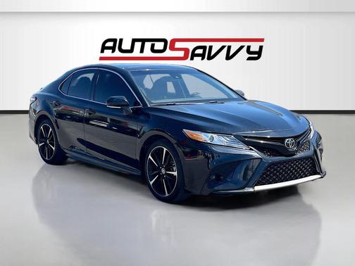 Midnight Black Metallic 2020 Toyota Camry XSE