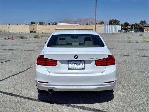 2015 BMW 320 i