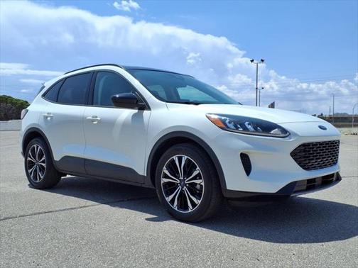 2021 Ford Escape SE