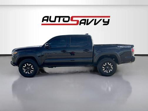 Midnight Black Metallic 2022 Toyota Tacoma TRD Off Road
