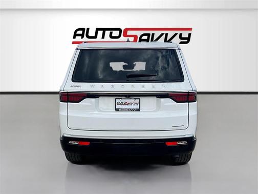 2024 Jeep Wagoneer Series II 4x2