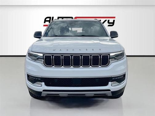 2024 Jeep Wagoneer Series II 4x2