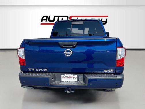 Deep Blue Pearl 2024 Nissan Titan SV