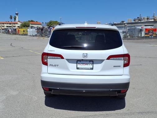 2022 Honda Pilot 2WD Special Edition