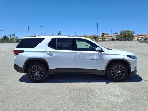 2022 Chevrolet Traverse RS