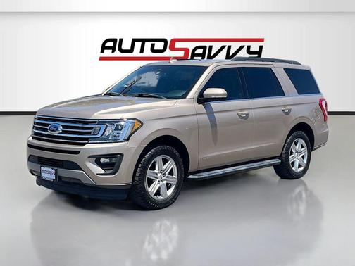 DESERT GOLD METALLIC 2020 Ford Expedition XLT