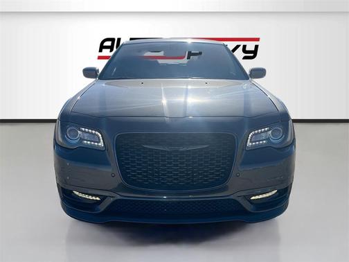 2022 Chrysler 300 Touring