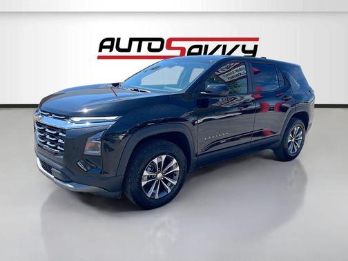 Mosaic Black Metallic 2026 Chevrolet Equinox 1LT