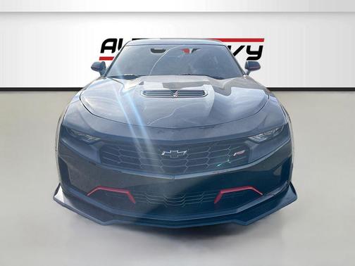 Black 2022 Chevrolet Camaro RWD Coupe LT1