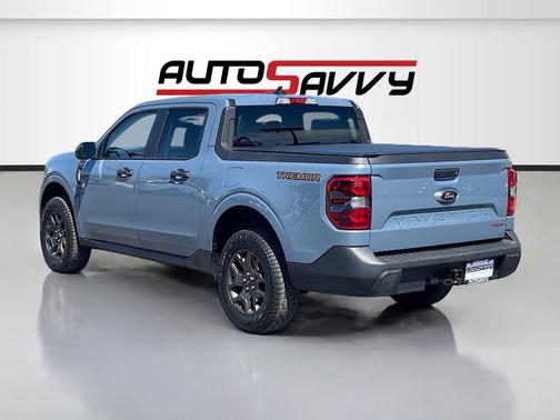 AZURE GRAY METALLIC TC 2024 Ford Maverick XLT