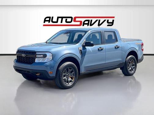 AZURE GRAY METALLIC TC 2024 Ford Maverick XLT
