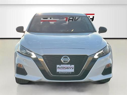 2020 Nissan Altima SR FWD