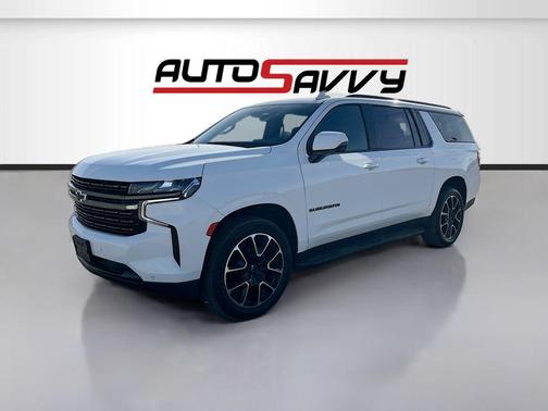 Summit White 2022 Chevrolet Suburban RST
