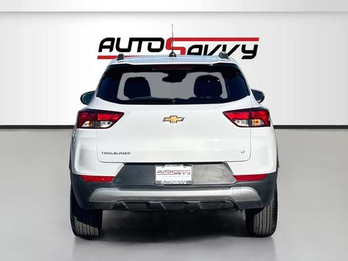 Summit White 2025 Chevrolet Trailblazer LT
