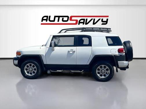 2013 Toyota FJ Cruiser Base