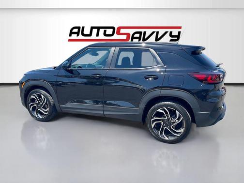 Mosaic Black Metallic 2024 Chevrolet Trailblazer RS