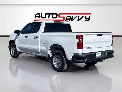 Summit White 2025 Chevrolet Silverado 1500 WT