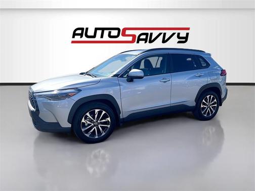 2024 Toyota Corolla Cross XLE