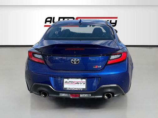 2025 Toyota GR86 Premium