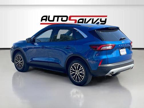 ATLAS BLUE METALLIC 2023 Ford Escape PHEV SE