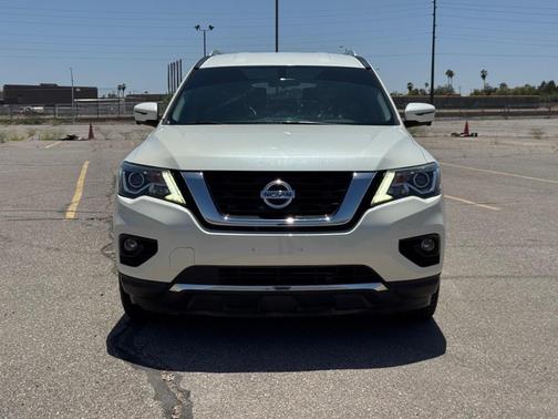 2020 Nissan Pathfinder SL 4WD