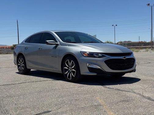 2024 Chevrolet Malibu FWD RS