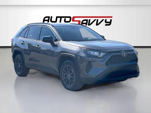 Magnetic Gray Metallic 2019 Toyota RAV4 LE
