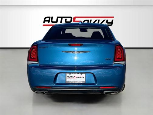 2022 Chrysler 300 Touring