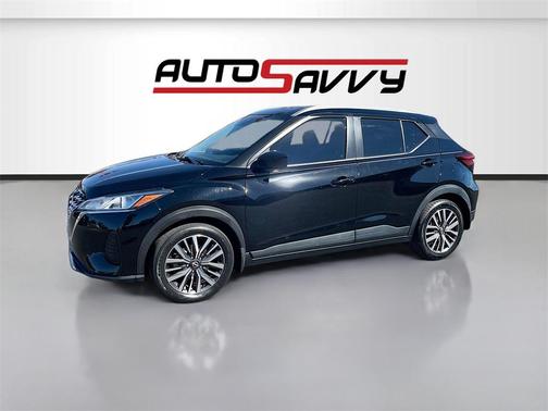 2022 Nissan Kicks SV