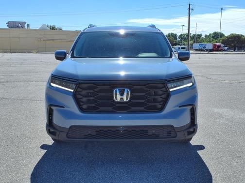 2024 Honda Pilot Touring 8-Passenger