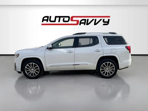 White Frost Tricoat 2022 GMC Acadia Denali