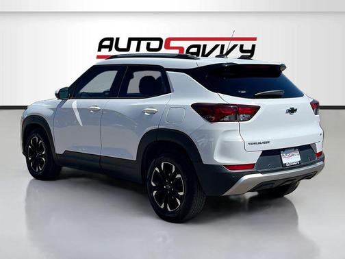 Summit White 2021 Chevrolet Trailblazer LT