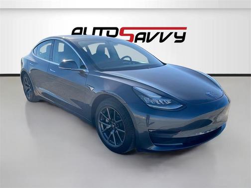 2020 Tesla Model 3 Standard Range Plus