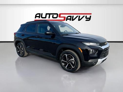 Mosaic Black Metallic 2023 Chevrolet Trailblazer RS