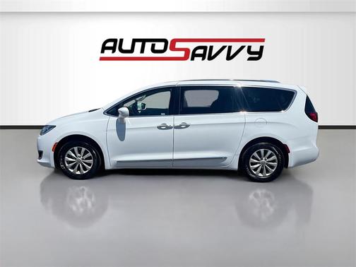2018 Chrysler Pacifica Touring-L