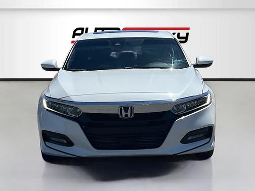 White 2019 Honda Accord Sport 2.0T